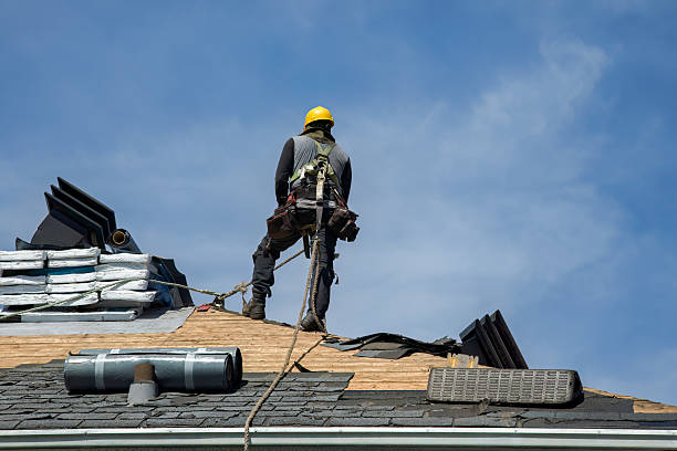 Professional Roofing technician working in Little Suamico, WI